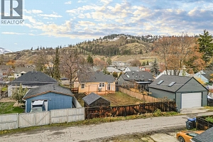 541 Okanagan Boulevard - Photo 26