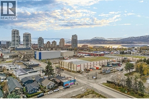 541 Okanagan Boulevard - Photo 33