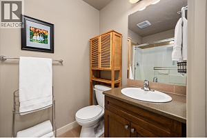 2070 Boucherie Road Unit# 403 - Photo 31