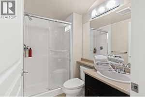 1093 Sunset Drive Unit# 210 - Photo 28