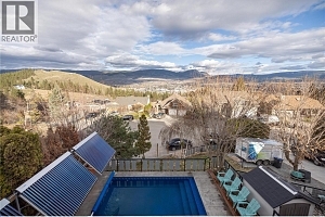 727 Cassiar Crescent - Photo 22