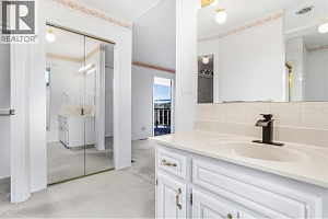 727 Cassiar Crescent - Photo 31