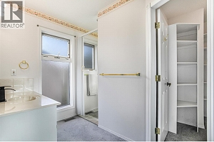 727 Cassiar Crescent - Photo 33