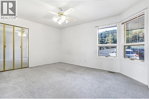 727 Cassiar Crescent - Photo 38