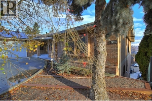 727 Cassiar Crescent - Photo 4