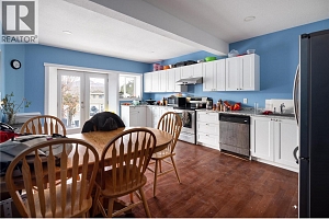 727 Cassiar Crescent - Photo 42