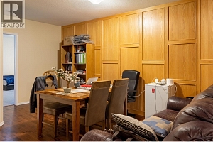 727 Cassiar Crescent - Photo 49