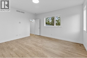 2208 Surrey Road - Photo 23