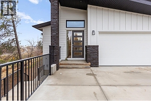 2208 Surrey Road - Photo 39