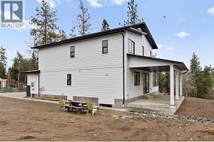 2208 Surrey Road - Photo 42