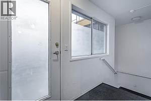 1333 Sutherland Avenue Unit# 1 - Photo 20