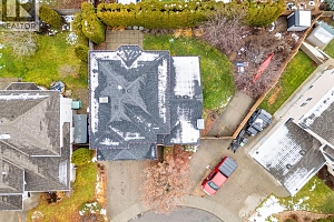 705 Cavalier Court - Photo 14