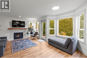 705 Cavalier Court - Photo 27