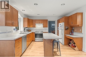 705 Cavalier Court - Photo 30