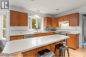 705 Cavalier Court - Photo 31