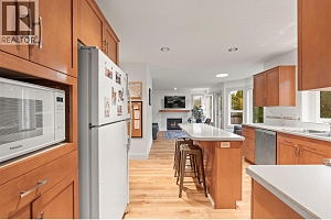 705 Cavalier Court - Photo 33