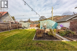 584 Okanagan Boulevard - Photo 24