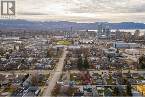 584 Okanagan Boulevard - Photo 32