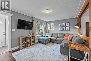 584 Okanagan Boulevard - Photo 4