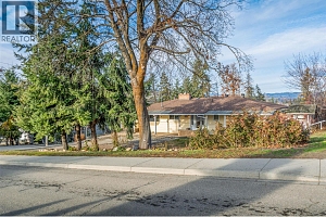 1805 39 Avenue - Photo 6