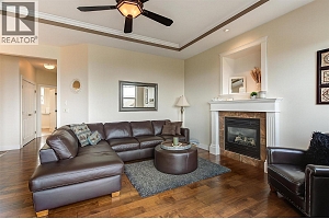 737 Kuipers Crescent - Photo 12