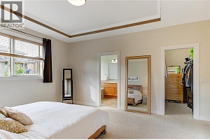 737 Kuipers Crescent - Photo 39