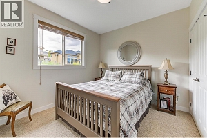 737 Kuipers Crescent - Photo 41