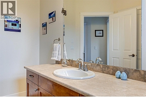 737 Kuipers Crescent - Photo 43