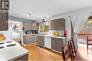 327 Evergreen Way - Photo 11