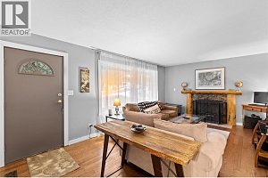 327 Evergreen Way - Photo 6