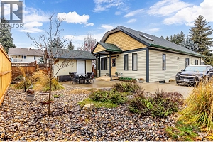 2935 Rosedale Avenue - Photo 2