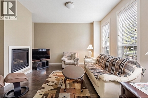 328 Providence Avenue Unit# 6 - Photo 12