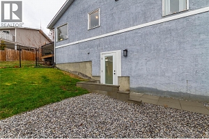 1527 40 Street - Photo 5