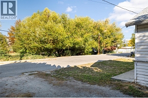 1923 Lindahl Street - Photo 7