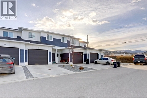 1999 15 Avenue Unit# 14 - Photo 3