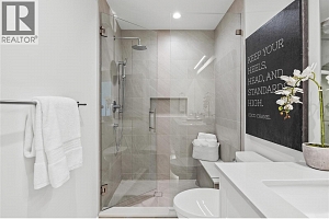 1979 Country Club Drive Unit# 7 - Photo 32