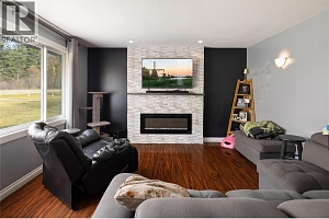 5712 6 Highway - Photo 4