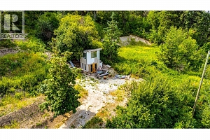 8840 Eastside Road - Photo 17