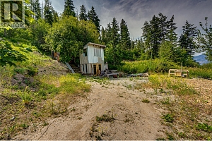 8840 Eastside Road - Photo 29