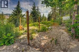 8840 Eastside Road - Photo 35