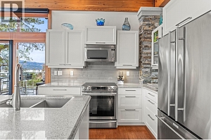 9845 Eastside Road Unit# 151 - Photo 10