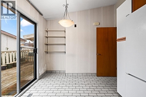 1424 Lombardy Square - Photo 14