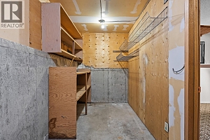 1424 Lombardy Square - Photo 34