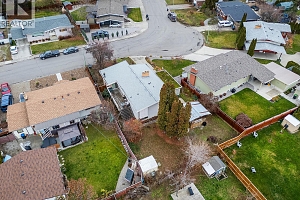 1424 Lombardy Square - Photo 43