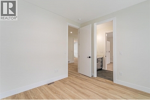 1136 Hume Avenue - Photo 29