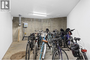 303 Whitman Road Unit# 106 - Photo 40