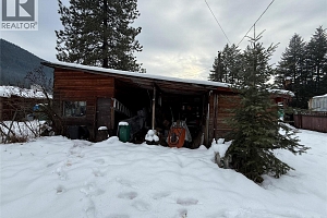 5861 33 Highway - Photo 4