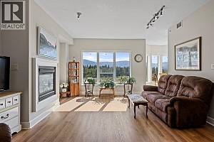 1947 Underhill Street Unit# 604 - Photo 2