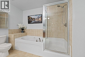 1947 Underhill Street Unit# 604 - Photo 21