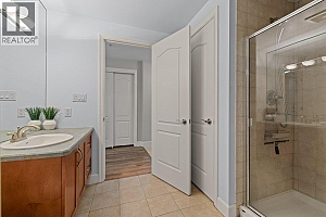 1947 Underhill Street Unit# 604 - Photo 25